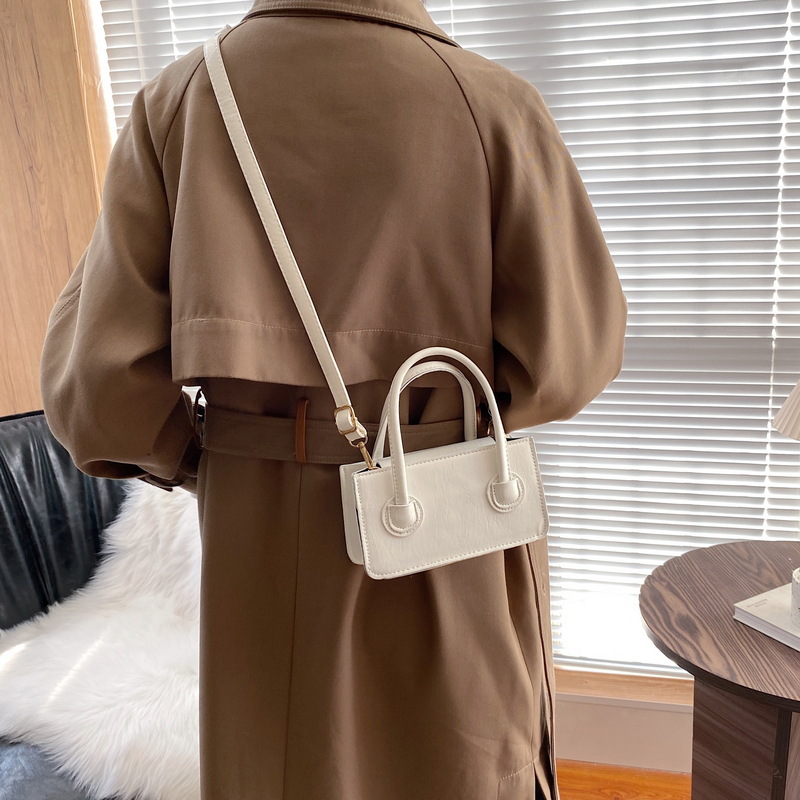 Autumn 2022 New Fashion Women's Bag Simple Textured Crossbody Handbag Solid Color Small Square Bag - Image 2