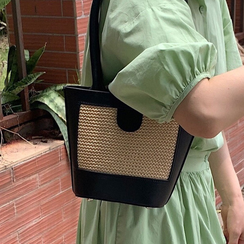 Women's Korean Style Handwoven Bucket Bag Retro Versatile Handbag Shoulder Bag - Image 2